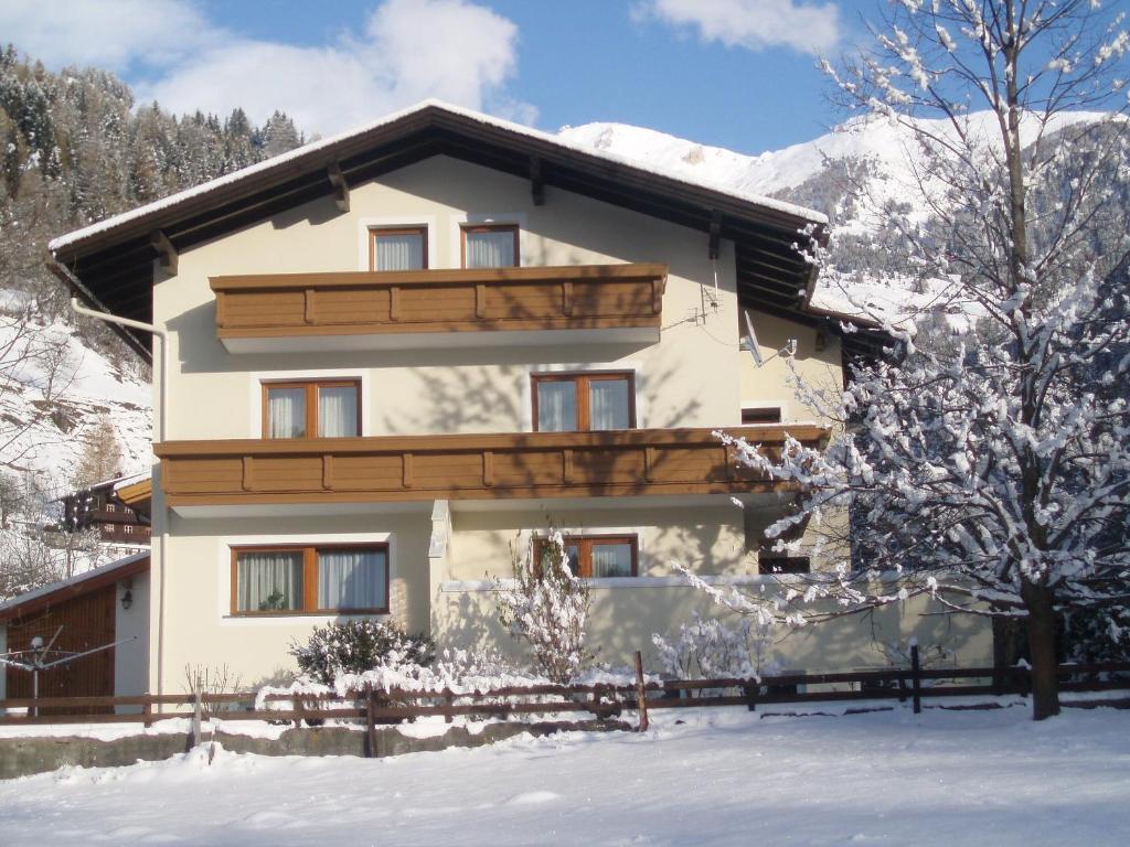 Appartement Sylvester Matrei in Osttirol Room photo